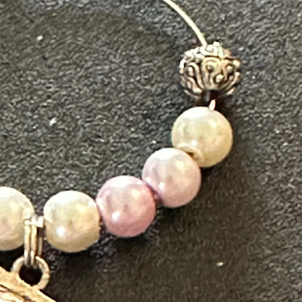 Wine glass tag stainless steel hoop pink/white/metal beads, dog charm